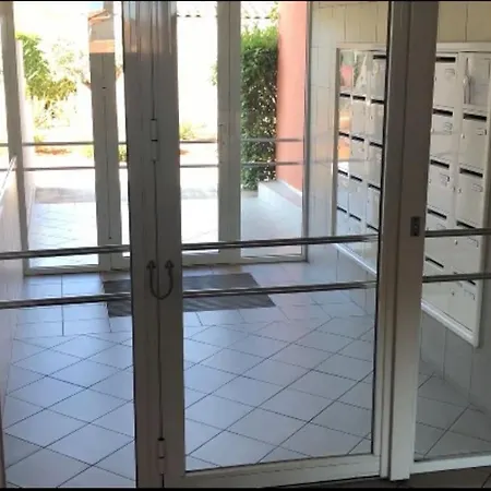 Les Nautiles Lägenhet Mèze